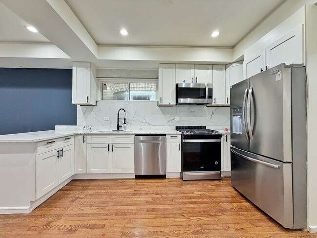Building Photo - 3316 W Flournoy St