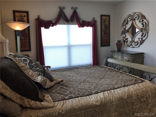 Building Photo - 1716 W Lago Lp