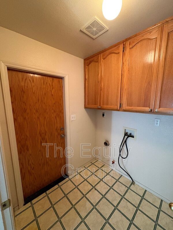 Building Photo - 314 N Virmargo St