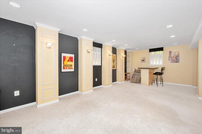 Building Photo - 18921 Fountain Hills Dr