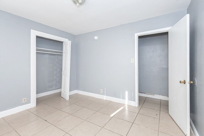 Building Photo - 3306 Whitmore St