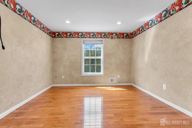 Building Photo - 1 Johnson St