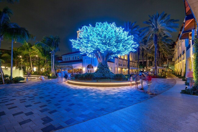 Building Photo - 651 Okeechobee Blvd