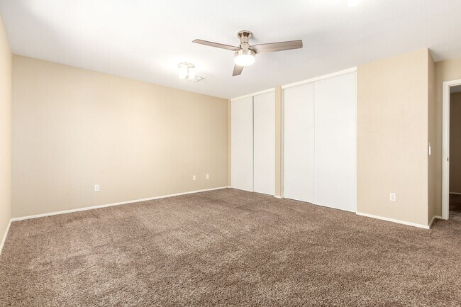 Building Photo - Spacious & Elegant Home with Resort-Style Backyard in Gated Community
