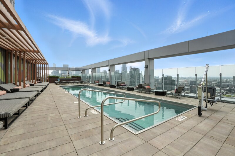 Building Photo - 1117 W Carroll Ave