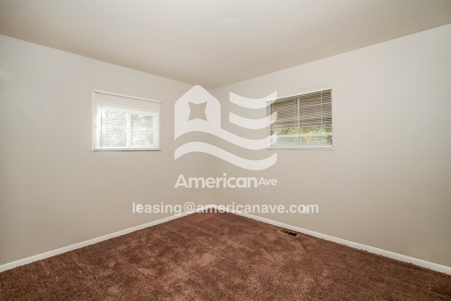 Building Photo - 3201 Ralston Ave