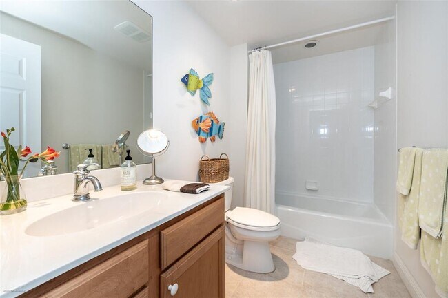 Building Photo - 3313 Sunset Key Cir