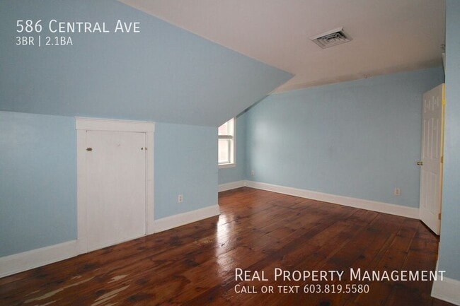 Building Photo - 586 Central Ave