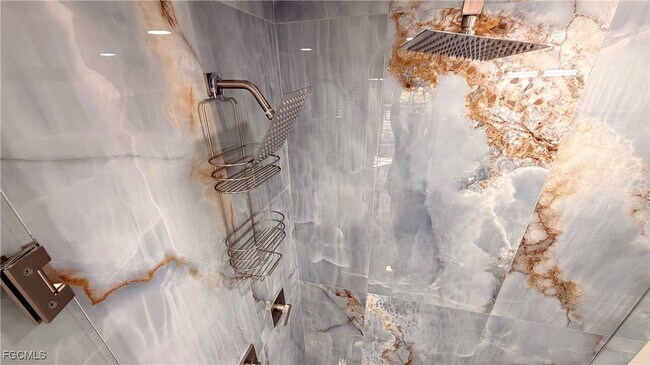 Building Photo - 201 Randy Ln