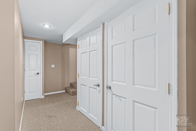 Building Photo - 176 Merriford Ln
