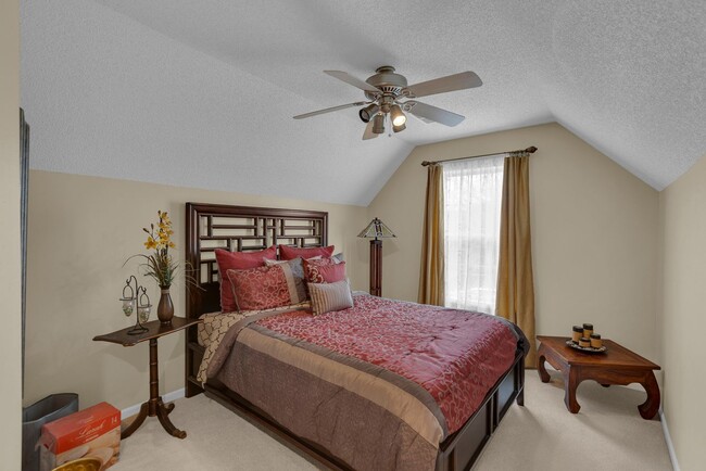 Building Photo - Wonderful 4 Bedroom Home in Palisades Park