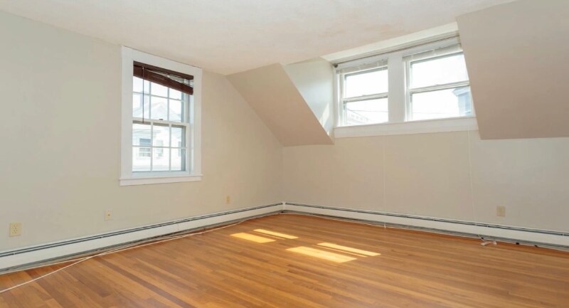Building Photo - 106 Washington St