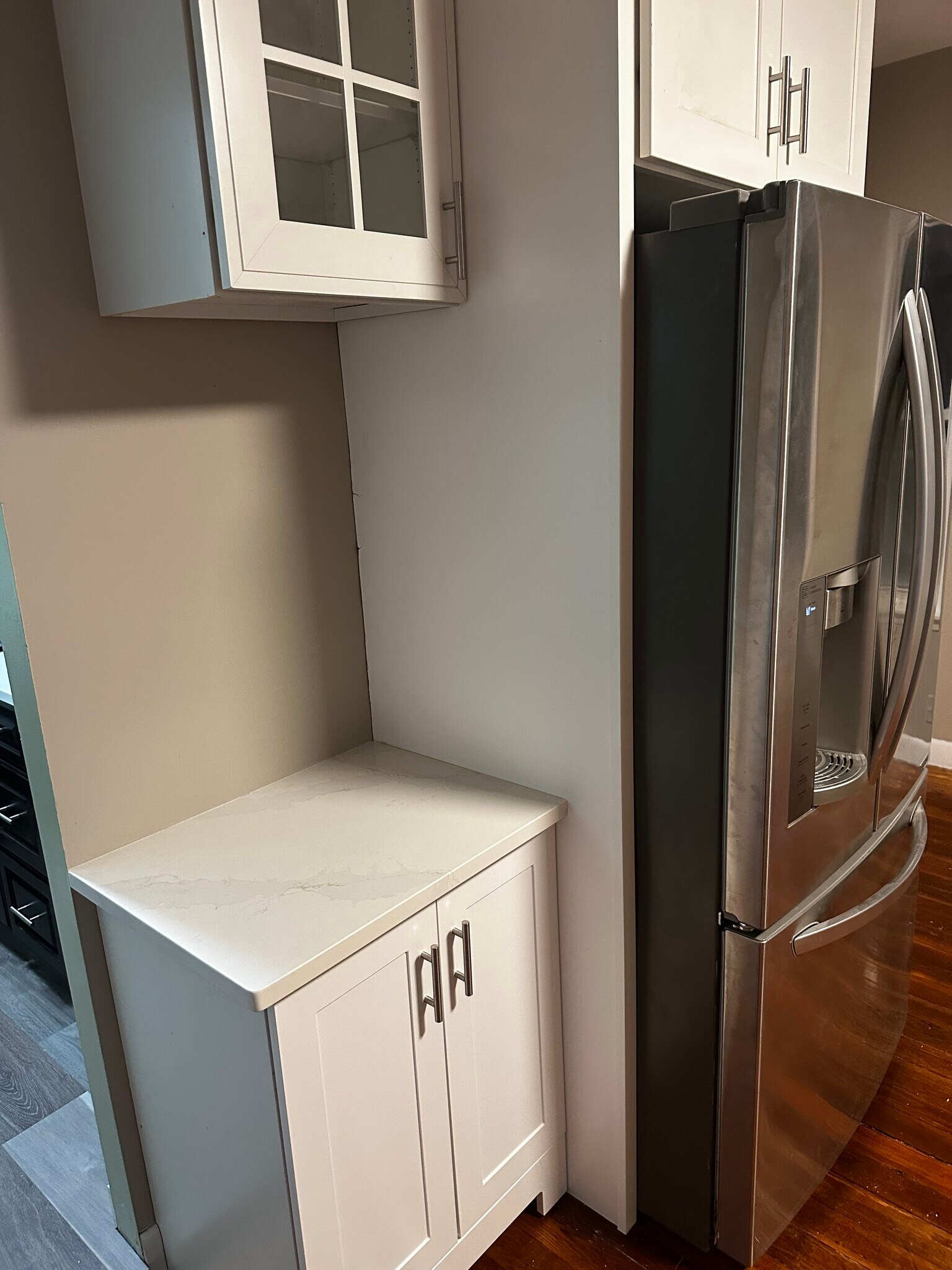 Building Photo - 511 William St