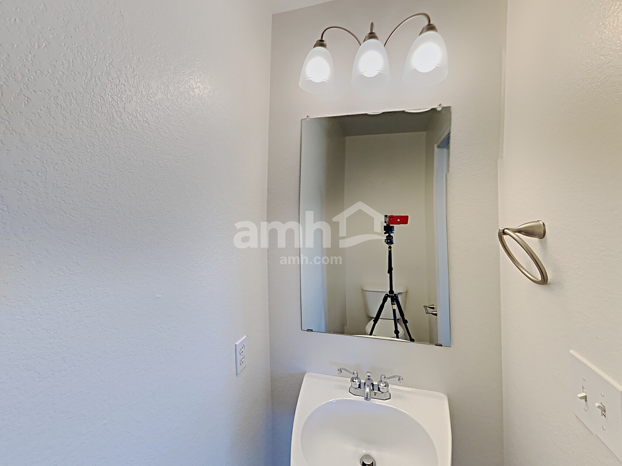 Building Photo - 11762 Elizabeth Cir