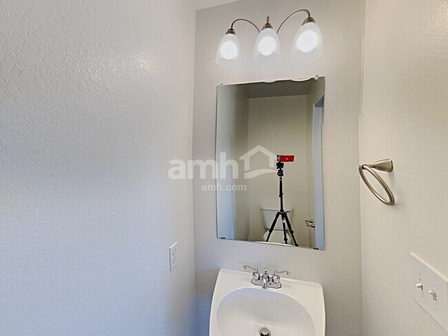 Building Photo - 11762 Elizabeth Cir