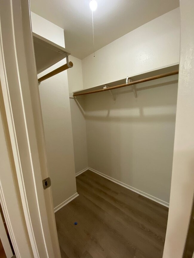 Building Photo - College Station -2 bedroom/ 2.5 bath - 2 story condo with washer/dryer!!