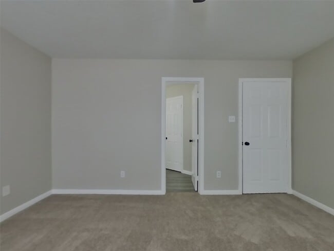 Building Photo - 5003 Hauna Ln