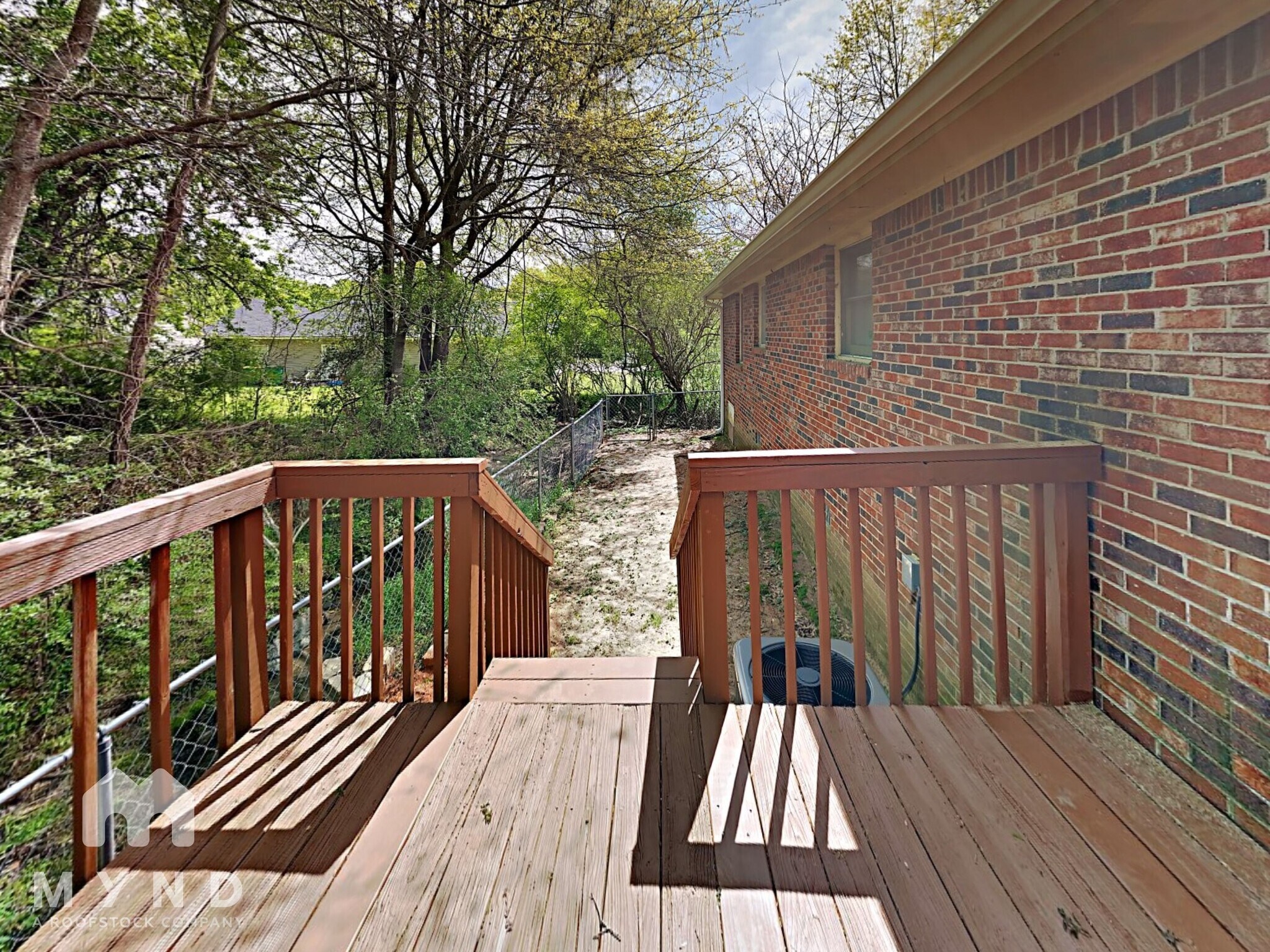 Building Photo - 100 Clifton Dr