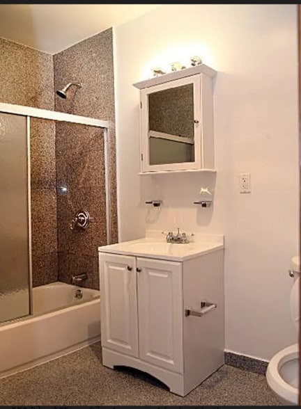 Building Photo - E. 52nd St, 2nd Ave