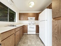 Building Photo - Centrally Located Mililani Townhome with 2...