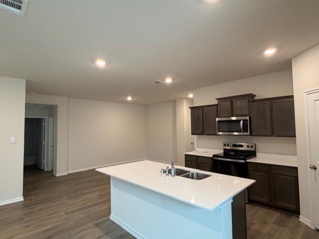 Building Photo - 1208 Riverbrook Ln