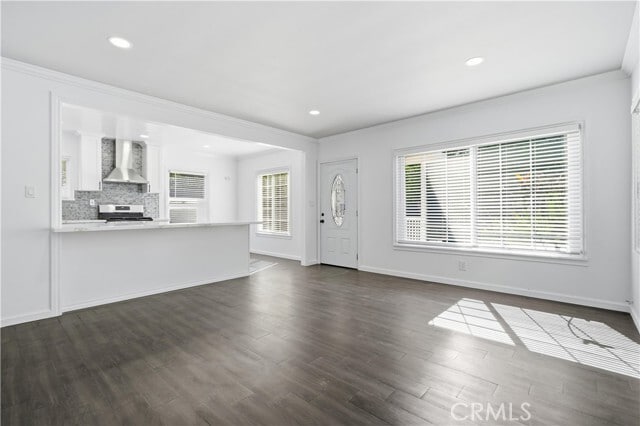 Building Photo - 8613 Higuera St