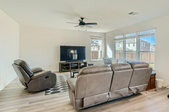 Building Photo - 4501 Capua Ct