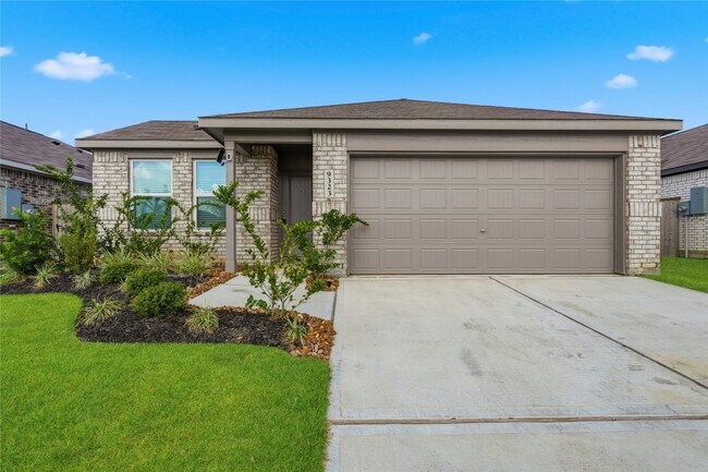 Building Photo - 9323 Speckled Trout Dr