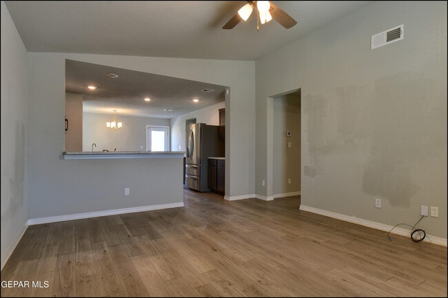 Building Photo - 14557 Faxon Yucca