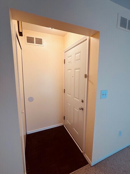 Main door - 3234 Bolgos Cir