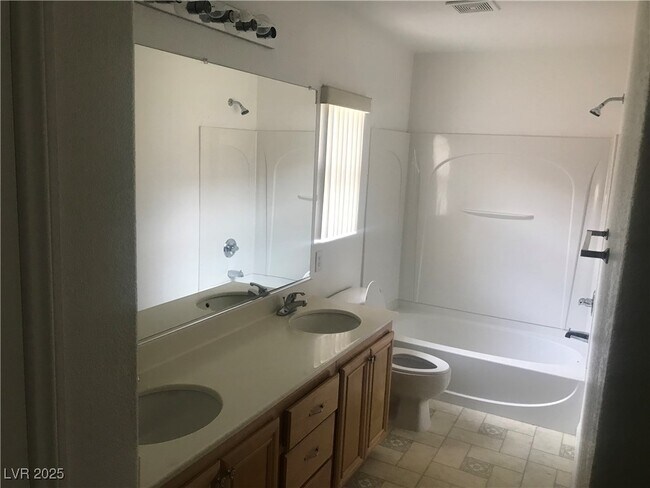 Building Photo - 8138 Blue Hope Diamond Ln