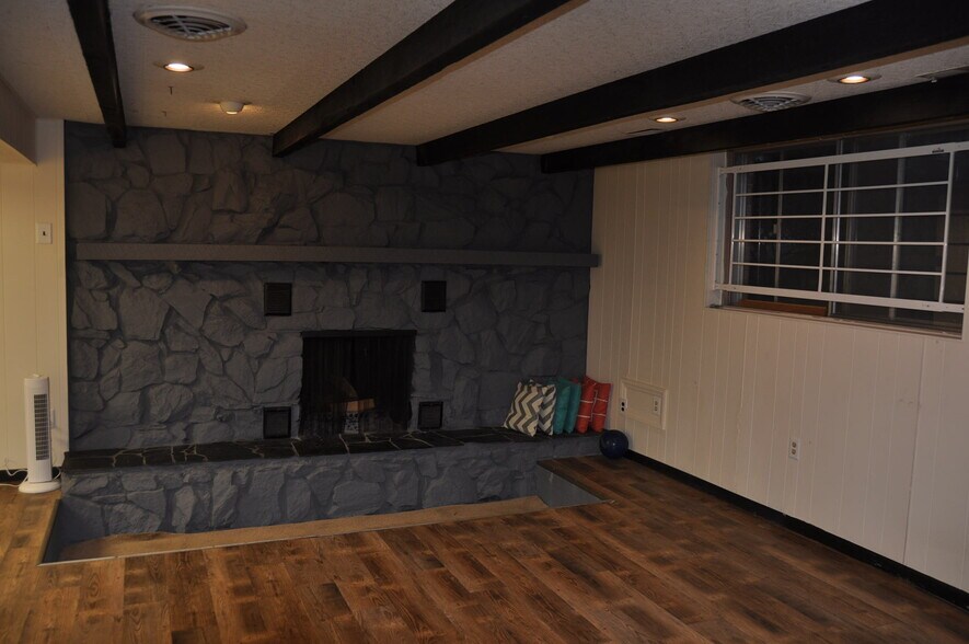 Building Photo - 5511 N 93rd Ave