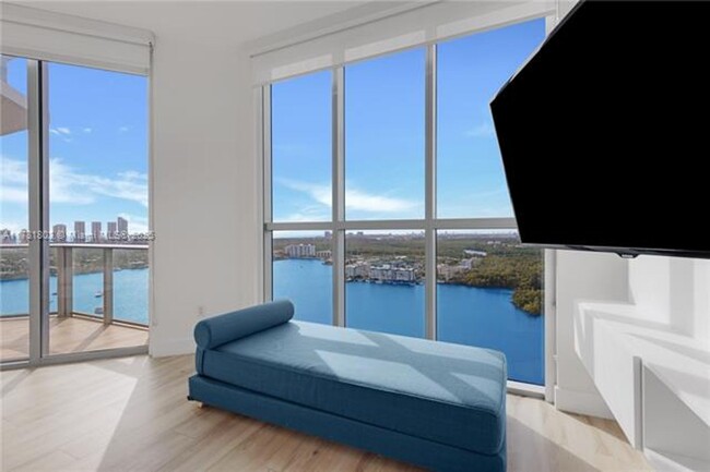 Building Photo - 17111 Biscayne Blvd