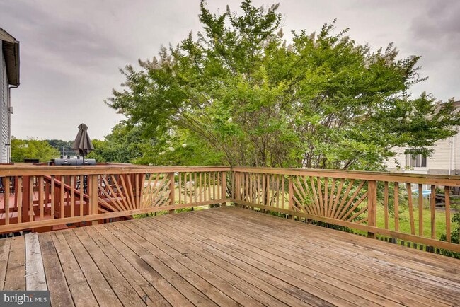 Building Photo - 1027 Pirates Ct