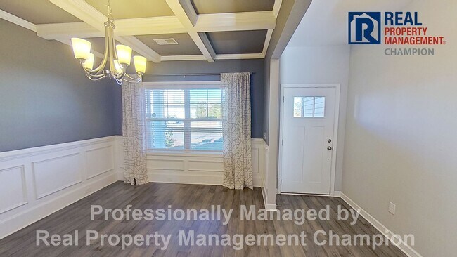 Building Photo - Former Model Home in Popular Grayson Park