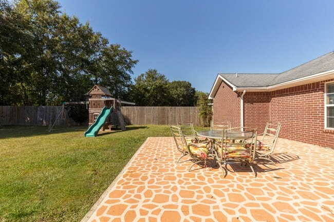 Building Photo - 4 BED 2 BATH NORTH WOOLMARKET SCHOOL DISTRICT!! THIS HOUSE IS A MUST SEE!!