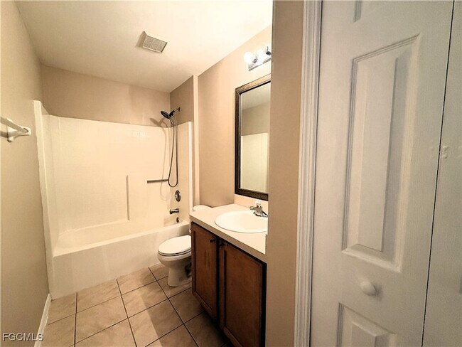 Building Photo - 1710 NW 17th St