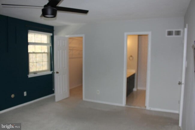 Building Photo - 252 Marble Ct