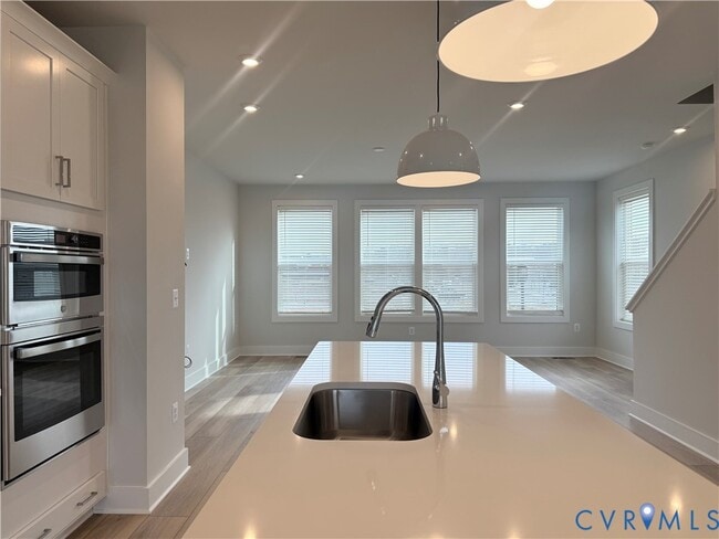 Building Photo - 9440 Alquist St