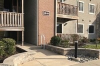Building Photo - 4811 Ravens Crest Dr