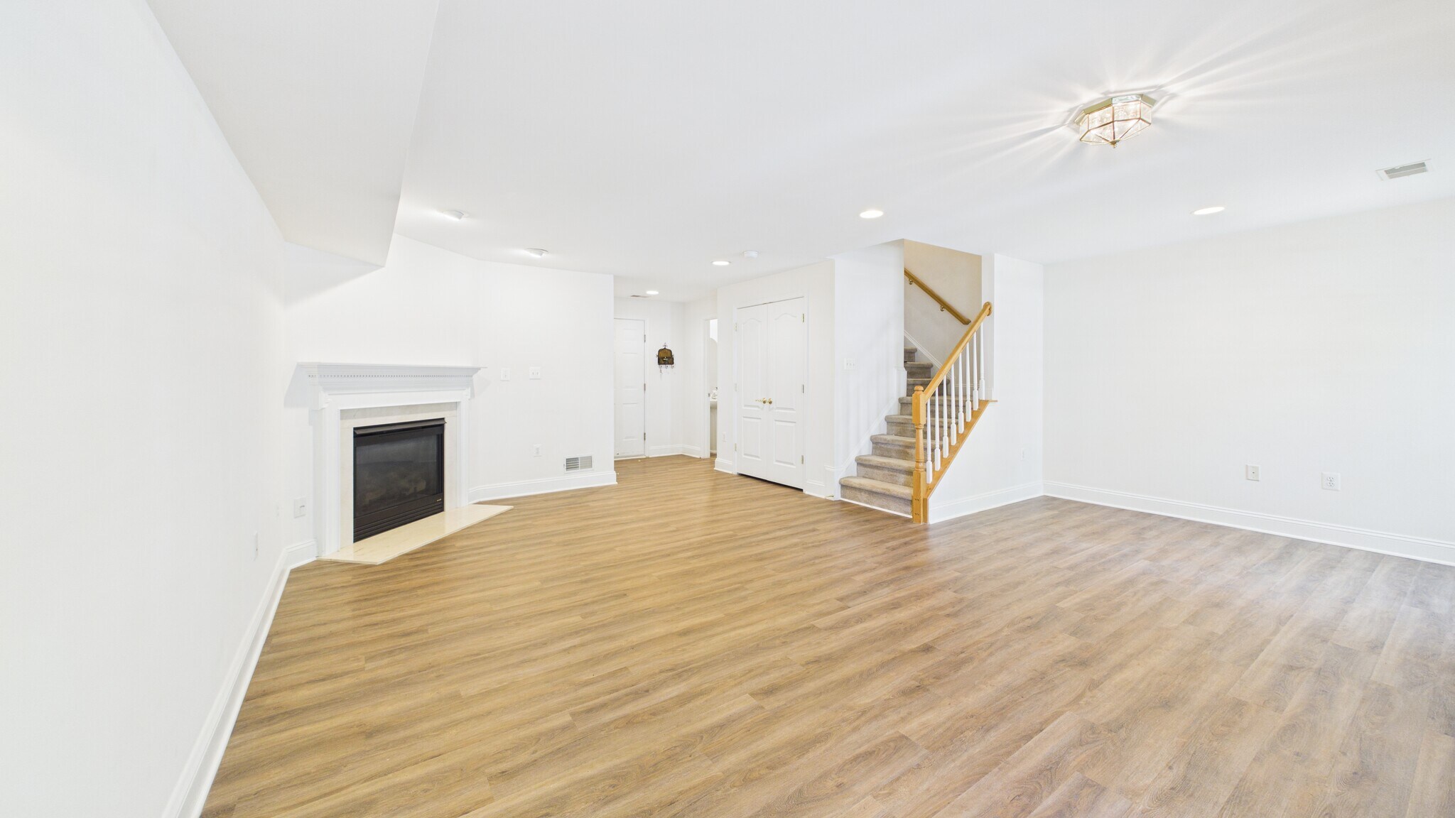 Building Photo - 25807 Turlough Ter