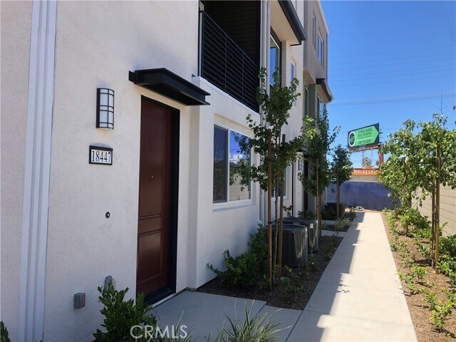 Building Photo - 18447 W Calico Ln