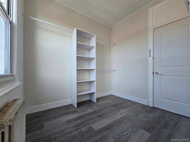 Building Photo - 31-17 43rd St