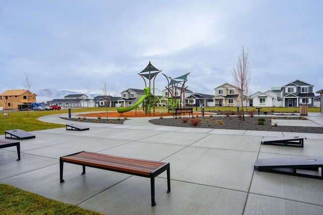 Building Photo - Incredible New 3 Bedroom Home in Post Fall...