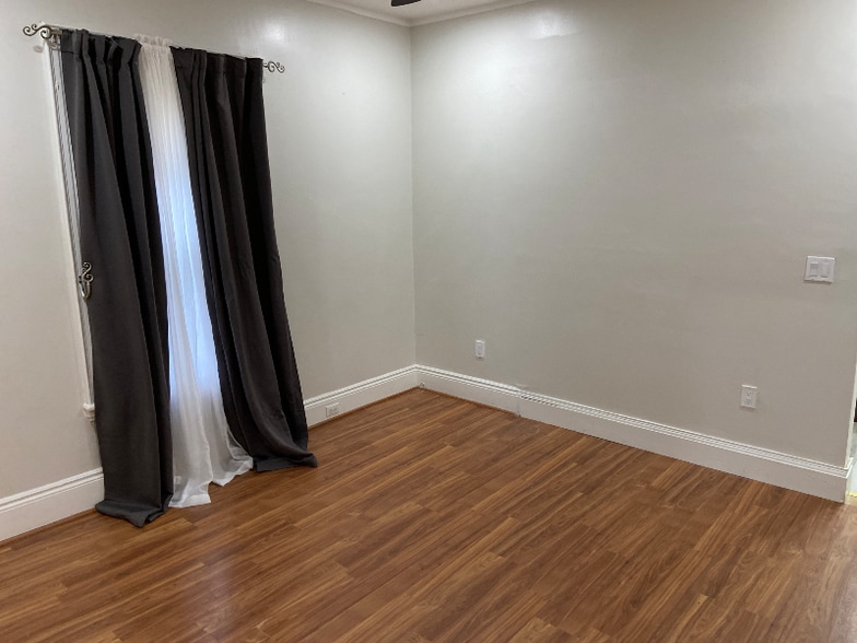 Building Photo - 41 Austin St