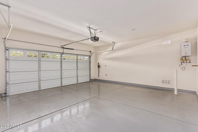 Building Photo - 20357 W Hillcrest Blvd