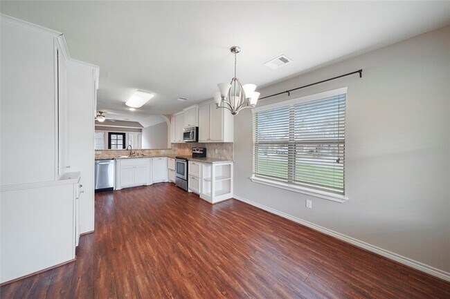 Building Photo - 14876 Cetus Ct
