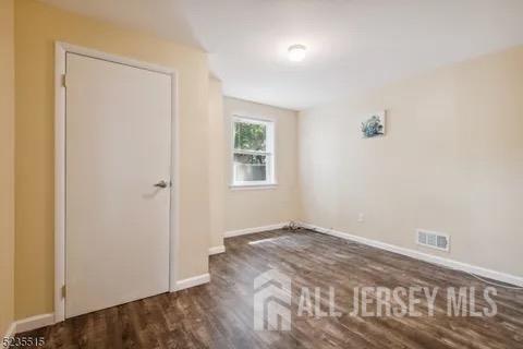 Building Photo - 272 Comstock St