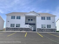 Building Photo - 5907 N Silver Fox Rd