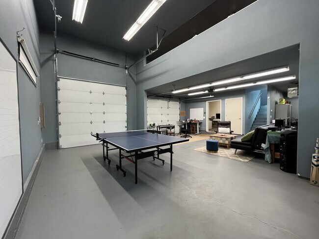 Building Photo - Comfortable Living in Bethany with Two Separate Units, Expansive 0.45-Acre Lot & Versatile Detach...